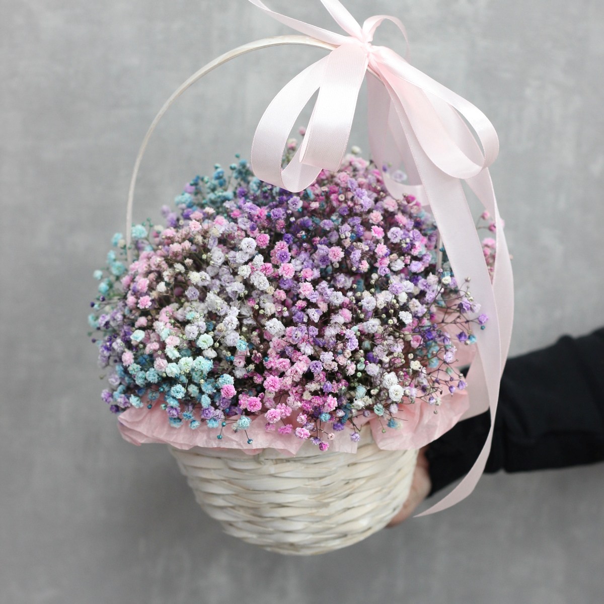 korzina s gipsofiloj 7